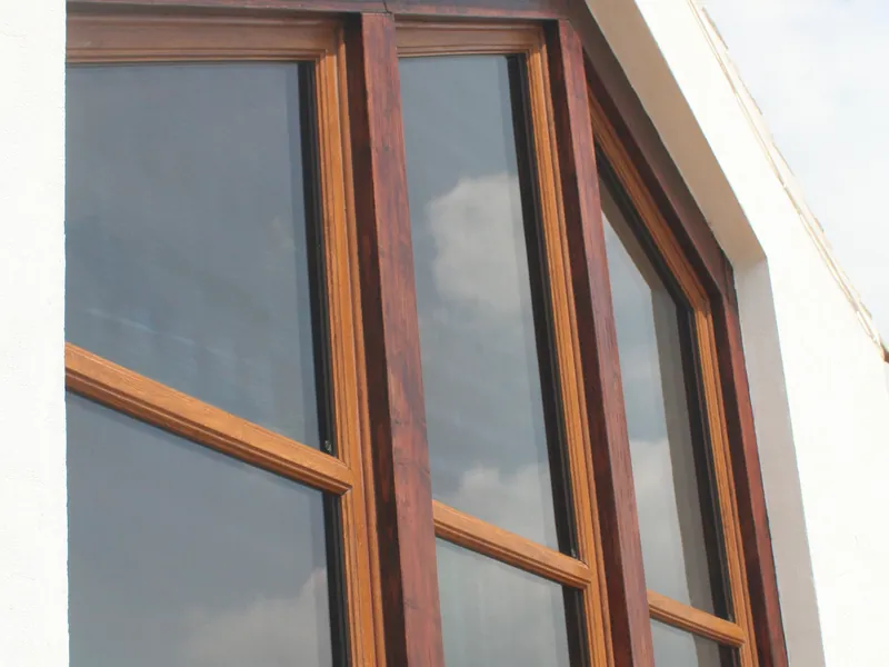 Bay Windows — Gallery Camden Town